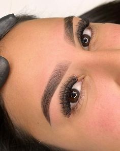 Eyebrow Care, Henna Eyebrows, Bentuk Alis, Eyebrow Design, Perfect Eyelashes, Eyebrow Enhancer, Eyebrow Tinting, Eyebrow Stencil, Best Eyebrow Products