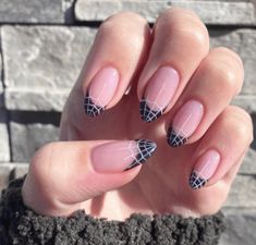 Matte Spider Web Nails, Black French Tip Nails With Spider Web, Red Spiderweb Nails, Spider Nails Art Halloween, Spiderweb French Tip Nails, Spider Nails Acrylic, Spider Web Acrylic Nails