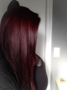 Dark Red Hair Color, Face Hairstyles, Ombre Burgundy, Wine Red Hair, Long Shag, Wine Hair, Red Hair Inspo, Cherry Hair, Shag Haircuts