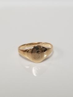 "Thanks for shopping our vintage estate store. We tend to sell well below wholesale and truly hope you enjoy all of our items. Many of the items are one of a kind, so please enjoy scrolling through the pictures and hopefully something will catch your eye. Black spots are from the camera. Estate 14k yellow gold monogram letter E Infant baby or midi ring. Ring size: 1 Setting: 1/4\" 6.5mm Band width: 1.5mm Weight: .77 gram Beautiful ring, just waiting for someone to wear it. Marked 14k." Aquamarine Ring Band, Ring Initial, Diamond Stacks, Monogram Ring, Midi Ring, Gold Monogram, Aquamarine Rings, Beautiful Ring, Black Spot