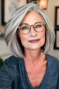 Voluminous Lob (Long Bob) Hairstyle For Women Over 40. Lob Grey Hair, Grey Hair Color For Older Women Over 50, Priyanka Haircut, Fine Hairstyles For Women Over 50, Gray Lob Haircut, Layered Bob Hairstyles Medium, One Length Bob Medium, Gray Hair Styles For Women Over 50, Grey Bob Hairstyles Over 50