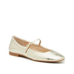 Dolce Vita-Reyes Mary Jane Ballet Flat Round out your elegant look with the Reyes Mary Jane ballet flats from Dolce Vita. Crafted from suede, this pair is a sweet and simple addition to your closet. Featuring a classic silhouette, a trendy square toe, and an adjustable buckle strap across the vamp. Dolce Vita Ballet Flats, Gold Mary Janes, Mary Jane Ballet Flats, Gold Ballet Flats, Simple Addition, Womens Ballet Flats, Fall Style, The Vamps, Ballet Flat