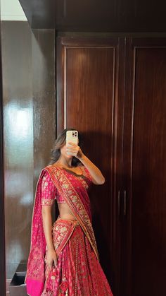 Half Saree Aesthetic, Hot Pink Indian Outfit, Kerala Lehenga, Kerala Aesthetic, Hot Pink Lehenga, Dupatta Draping, Desi Aesthetics, Party Dress For Women, Trendy Outfits Indian