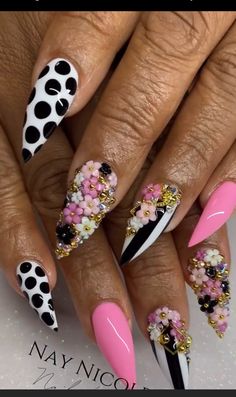 Nails For Vegas Trip Ideas, Pink Extra Nails, Florida Nails Vacations, Old School Nail Designs, Nail Designs Stiletto, Flashy Nails, Wild Nails