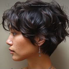 Shaggy Short Hair, Hair Inspiration Short, Classic Hairstyles, Peinados Fáciles Para Cabello Corto, Short Pixie Haircuts, Short Hair Haircuts, Cut My Hair, Short Curly Hair, 가을 패션