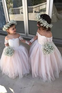 Dreamdressy.com offers Pink Long Flower Girl Dress with Lace Appliques and Long Sleeves. Shop more flower girl dresses here. Long Sleeve Ball Gowns, Toddler Flower Girls, Toddler Flower Girl Dresses, Tulle Flowers, Princess Ball Gowns, Flower Girl Dress Lace