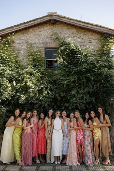 SIENNA, ITALY GARDEN PARTY WEDDING + WELCOME PARTY at the Montechiaro Organic Winery Vineyard Bright Wedding Theme, Colorful Wedding Decor, Sienna Italy, Bold Wedding Colors, Wedding Floral Arch, Garden Party Outfit, Vibrant Wedding