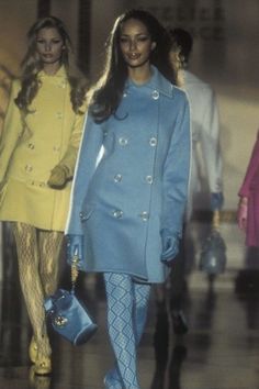 Brandi Quinones, Vintage Runway Fashion, Kirsty Hume, Versace Runway, Vintage Runway, Runway Outfits, Versace Couture