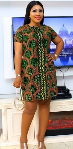 Short African Dresses For Women Ankara, Chitenge Dresses Classy For Women, African Shirt Dresses For Women Classy, Short Akanra Gown, African Design Dresses Classy, Short African Dresses Classy, Short Gown For Ladies Ankara, Akara Classic Short Gown For Ladies, Female Ankara Short Gown