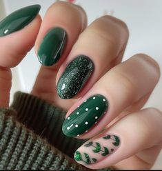 46 Iconic Short Nail Designs That'll Turn Heads Everywhere You Go Hair And Nails