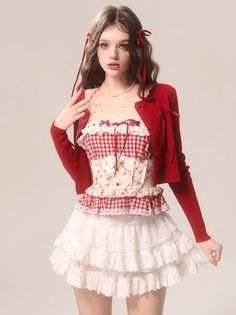 ❤︎White Lace Ballet Style Cake Skirt❤︎ Concert Headbands, Red Plaid Outfit, Plaid Outfit, Outfit Drawing, White Lace Skirt, Cake Skirt, Ballet Style, Soft Fashion, Roblox Clothes