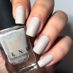 Creamy Greige Holographic Nail Polish Ilnp Nail Polish, Auto Mechanics, Color Block Nails, Hair And Nail Salon, Christmas Manicure, Holographic Nail Polish, Nail Polish Sets, Manicure At Home, Holographic Nails