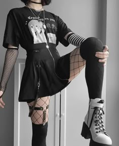 20 ASOS CLOTHING PICKS [DECEMBER 2020] Mode Indie, Gothic Mode, Egirl Fashion, E Girl Outfits, Tumblr Outfits, Tomboy Style Outfits, Fishnet Stockings, Swaggy Outfits