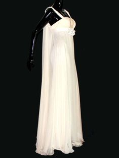 For Sale on 1stDibs - Incredible Versace Grecian Goddess Silk Evening Gown Featured In The AD Campaign, Runway Show And Worn By Many Models & Celebs Like Jennifer, Liz, Leona, Types Of Gowns, Silk Evening Gown, Grecian Goddess, Goddess Dress, Maxi Gown Dress, Runway Show, Ad Campaign, Celebrity Pictures, Bridal Wedding