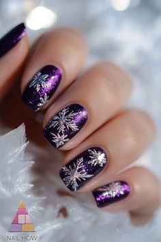 Winter Nail Designs You Need to Try: Fresh, Frosty, and Fabulous! 51 Nail Art Designs For Winter Purple, Purple Christmas Nails Acrylic, Purple Xmas Nails, Purple Christmas Nail Designs, Purple Christmas Nails, Sparkly Christmas Nails, Cute Layers, Purple Nail Art Designs, Lips Nails