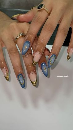 Summer Nails Ideas 2024 Square, Almond Nail Art Ideas, Cute 2024 Nails, Airbrush And Chrome Nails, Gold Trendy Nails, Short Almond Nails Designs Summer 2024, Cute Nail Acrylic Designs, Best Nails 2024, Cool Nails Acrylic Art Designs