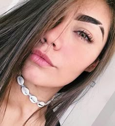 Eyebrow Slit Girls With Eyebrow Split, Perfect Eyebrow