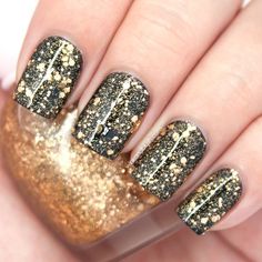 Fingernails Painted, Nail Polish Swatches, Gold Nail Polish, Gold Glitter Nails, Manicure Inspiration, Festival Nails, Etude House, New Year's Nails, Fabulous Nails