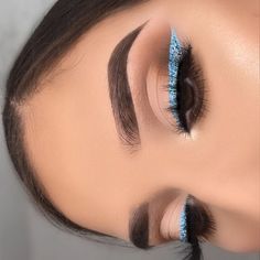 Makeup Colorful, Glitter Liner, Makeup Simple, Concealer Shades, The Best Makeup, Colourpop Cosmetics, Makeup Guide, Makeup Eye Looks, Christmas Makeup