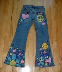 Hippie Crafts, Hippie Jeans, Flower Power Hippie, Hippie Birthday, Moda Hippie, Fashion 70s, Hippie Painting