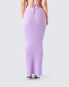 Wrap yourself in lavender dreams with this mid-rise knit maxi skirt ✨ Blending cozy comfort, and irresistible charm in a way that is perfect for any occasion 💜 Lavender Skirt, White Corset Dress, Maxi Skirt Set, Fitted Maxi Dress, Rhinestone Top, Knit Maxi Skirt, Mesh Maxi Dress, White Corset, Pink Fits