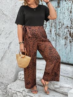 Free Returns ✓ Free Shipping✓. EMERY ROSE Plus Size Monochrome Top & Random Print Long Pants 2pcs/Set- Plus Size Co-Ords at SHEIN. Co Ords, Style Mistakes, Long Pants, Fashion Online Shop, Online Fashion, All Fashion, Plus Clothing, Men's Clothing, Latest Trends