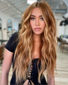 Honey Almond Blonde Hair, From Blonde To Auburn Hair, Copper Extensions Hair, Cowboy Copper Hair Blonde, Red To Blonde Hair Before And After, Copper Hair Dark Roots, Strawberry Blonde With Money Piece, Warm Strawberry Blonde Hair, Honey Copper Hair