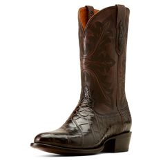 A style for those who appreciate traditional Western heritage and top-quality craftsmanship, our James is made of premium American Alligator belly sourced from Louisiana. Handcrafted by artisans in León, Mexico, this boot is supple and supremely comfortable with zero break-in time. Bench Made James Western Boot | Product Features : 0 : Premium American alligator belly leather, 1 : Removable All Day Cushioning insole with genuine vegetable tanned, anti-odor leather sock liner that molds to your f Blue Cowboy Boots, Square Toe Cowboy Boots, Red Cowboy Boots, American Alligator, Cowboy Boots Mens, Grey Boots, Leather Socks, Leather Cowboy Boots, Western Boot