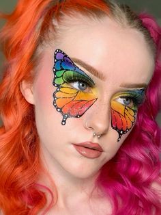 ig; maddys.makeup Teddy Bear Eyeliner, Butterfly Fantasy Makeup, Creative Pride Makeup, Face Painting Aesthetic Butterfly, Rainbow Butterfly Makeup, Face Tattoo Aesthetic, Butterfly Costume Aesthetic, Makeup Mariposa