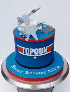 Birthday Cake Airplane, Fighter Jet Cake, Jet Cake, Planes Birthday Cake, Airplane Birthday Party Decorations, Airplane Birthday Cakes, Plane Birthday, Planes Birthday Party