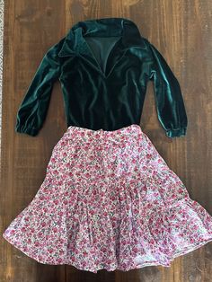 Can ship within 48 hours of order   Green velvet shirt and floral cotton skirt.  Size: 5 years Navajo Skirt, Green Velvet Shirt, Girls Costumes, Velvet Shirt, Cotton Skirt, Phoenix Az, Girl Costumes, Green Velvet, Phoenix