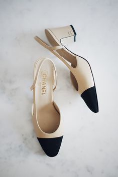 Slingback Chanel, Blonde Toner, Chanel Slingback, Shoes Quotes, Mode Chanel, High Heels Boots, Slingbacks