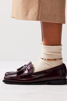 G,H. Bass Esther Kiltie Tassel Loafers | Free People Classic Tassel Loafers With Brogue Detailing For Fall, Loafers Aesthetic, Socks And Loafers, Fabulous Clothes, Aesthetic Shoes, Tassel Loafers, Swag Shoes, Trendy Shoes, Spring Shoes