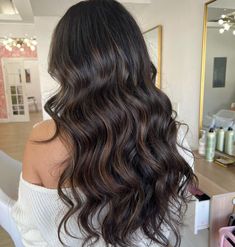 Dimensional Brunette Black Hair, Dark Tone Balayage, Dark Chocolate Dimensional Hair, Chocolate Boliage Hair, Dimensional Brunette Balayage Dark Brown, Dark Hair Balayage Cool Tones, Dark Brown Hair Inspo Highlights, Dark Brunette Dimensional Hair