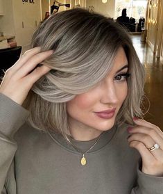 Rooty Ash Blonde Balayage Wigs for Women Caucasian 100% Human Hair Toners For Ash Gray Mashroom Brown Hair, Gray Hair Low Lights For Women, Pelo Color Ceniza, Balayage Blond, Blonde Balayage Highlights, Short Ombre Hair, Short Dark Hair, Ash Blonde Balayage, Hd Lace Frontal