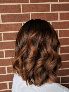 Brunette Hair With Auburn Balayage, Shoulder Length Auburn Balayage, Short Auburn Balayage, Auburn Balayage On Brown Hair, Brunette To Auburn Before And After, Copper Balayage On Light Brown Hair, Short Hair Caramel Balayage, Dark Auburn Short Hair, Auburn Balayage Short Hair