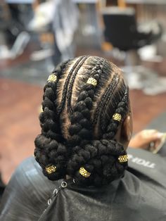 Updo Bun Black Women, Crochet Updo, Bun Black Women, Boxer Braids Hairstyles, Updo Bun, Boxer Braids, Braided Hairdo, Nappy Hair, Feed In Braids Hairstyles