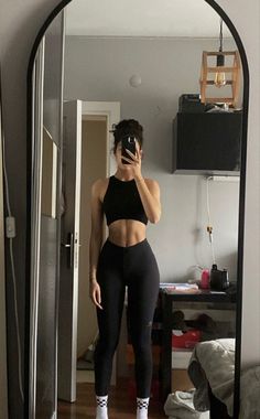 bodygoals gymsharkwomen aesthetic Gymwear Outfits, Gym Aesthetic, Cute Gym Outfits, Gym Fits, Gym Outfits, Fitness Inspiration Body, Healthy Girl, Gym Inspiration, Body Fitness