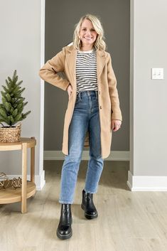 Jeans With Chelsea Boots, Jeans Outfit Fall Casual, Black Chelsea Boots Outfit, Chelsea Boot Outfit, Beige Chelsea Boots