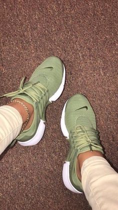 Nike obsession Olive Green Sneakers, Olive Green Nike, Sneaker Nike, Nike Presto, Green Sneakers, Jordan 13, Gym Shoes, Nike Lebron, Nike Basketball