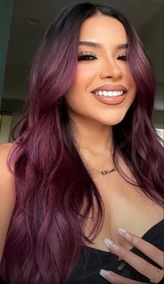 Elsy Guevara, Olive Skin Hair, Dark Burgundy Hair, Red Hair Makeup, Balayage Straight Hair, Dyed Curly Hair, Plum Hair, Mixed Curly Hair