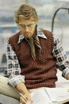 60s Casual Fashion Men, 70s Vintage Fashion Men, Vest Fashion Men's, Mens Outfits Retro, Men's Sweater Vest Outfits, 60s Clothing Men, 70s Business Casual Men, 70s Preppy Fashion Men, 60s Aesthetic Outfit Men