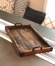 Bed Tray Ideas, Diy Wooden Table, Wooden Centerpieces, Wood Farmhouse