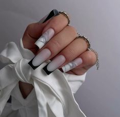 #frenchnails#naildesign#nailsoftheday#longnails#nailstagram Long Square Acrylic Nails, Square Acrylic Nails, Black Nails, French Nails, Glow Up?, Stylish Nails, Makeup Nails, Nail Inspo