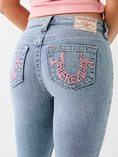 JENNIE EMBROIDERED SKINNY JEAN Pink True Religion Jeans Outfit, True Religion Jeans Pink Stitching, Scorpio Jeans, Y Project Jeans, Pink True Religion Jeans, True Religion Outfits Women, 2000s Mexican Fashion, Cute Summer Outfits With Jeans, 100 Degree Weather Outfits