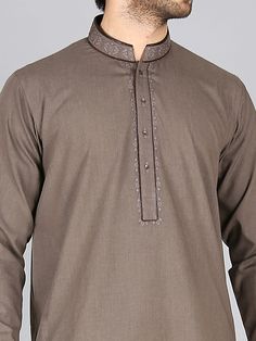 Plain Kurta Design For Men, Lining Kurta For Men, Mens Kurta Embroidery Designs, Mens Kurta Embroidery Designs Latest, Kurta Piping Pattern Mens, Boys New Fashion, India Fashion Men