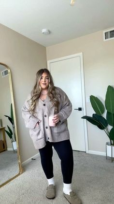 Casual Weekday Outfit, Size 24 Outfits, Plus Size September Outfits, Comfy Cute Work Outfits, Plus Comfy Outfits, Midsize Cardigan Outfit, Maurice’s Outfits, Diy Fall Clothes, Midsize Cozy Outfits