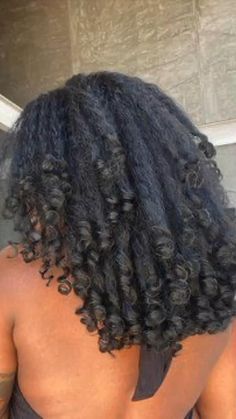 Natural Hair Updo, Long Natural Hair, Natural Hair Inspiration, Hair Crush, Black Hairstyles, Long Curly Hair, Long Curly