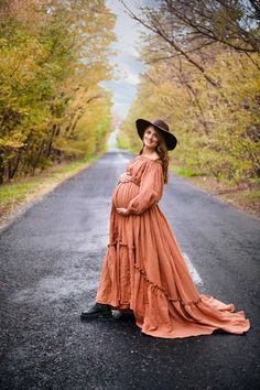 Maternity Dress For Photoshoot, Boho Maternity Dress, Dress For Photoshoot, Autumn Photoshoot, Pregnancy Pictures, Boho Plus Size, Pregnancy Dress, Shower Dress, Boho Maternity