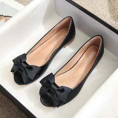 Color: Black, Size: 34 Beige Sandals Heels, Black School Shoes, Shoes For School, Cute Shoes Heels, Black Flats Shoes, Slip On Loafers, Leather Moccasins, Black Shoes Women, Bow Flats